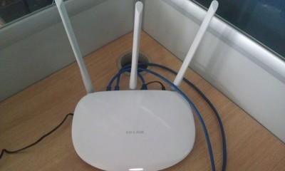 TP-LINK TL-WR885N 450M無線路由器實測體驗 性價比之選，穩(wěn)定高速讓生活更愜意